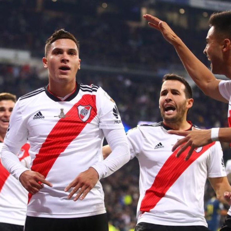 La foto de los jugadores de River llegando a Argentina con la Copa