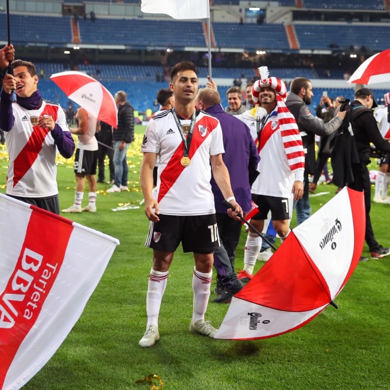 Las fotos de los jugadores de River totalmente enloquecidos en el avión