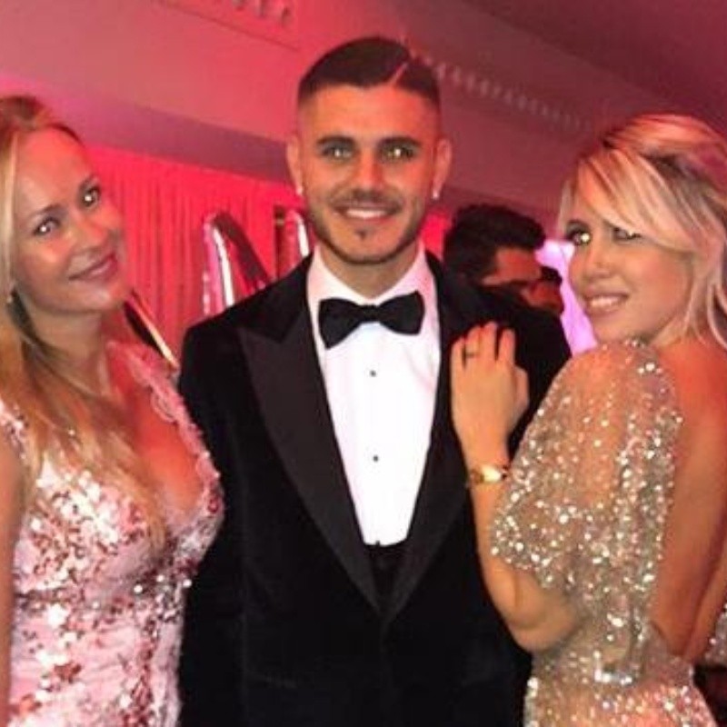 Wanda Nara e Icardi también subieron la foto junto al arbolito