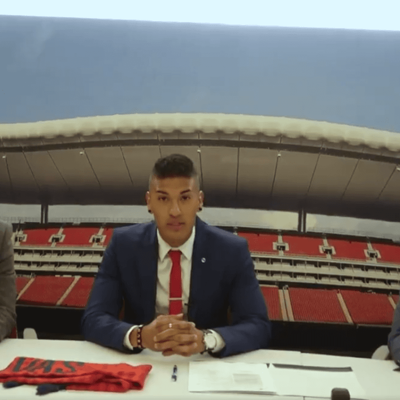 Tony Alfaro fue presentado en Chivas: "Es una gran oportunidad, estoy orgulloso"