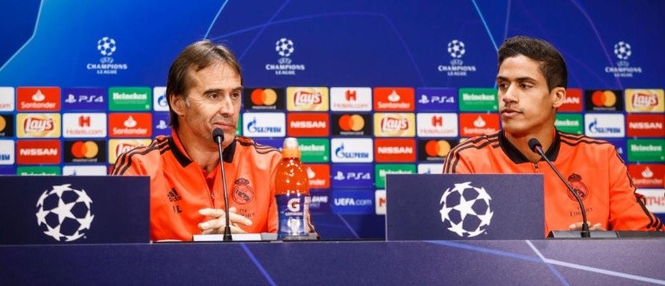 JUNTOS. Lopetegui y Varane durante una conferencia de prensa por Champions League (Foto: Getty).