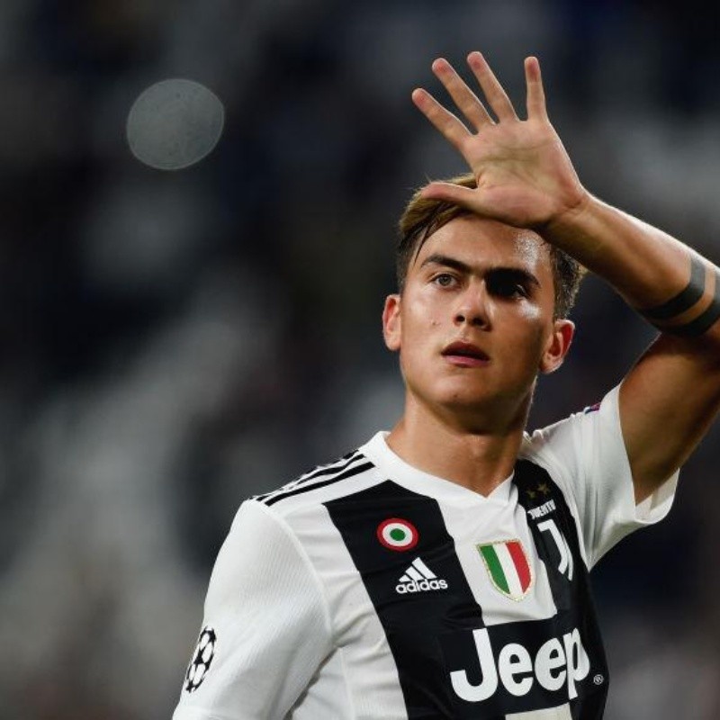 Entendió todo: el gesto de Dybala con un niño que entró al campo