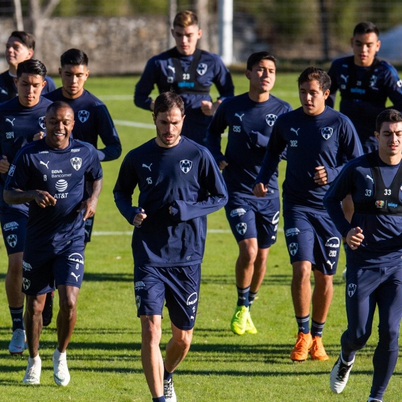 Los jugadores de Monterrey hicieron la gran "Bird Box" en el entrenamiento