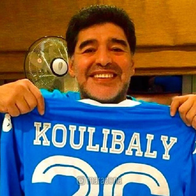 La banca del más grande: Maradona defendió a Koulibaly por los insultos racistas