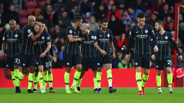 Manchester City volvió a ser escolta con un contundente triunfo ante Southampton