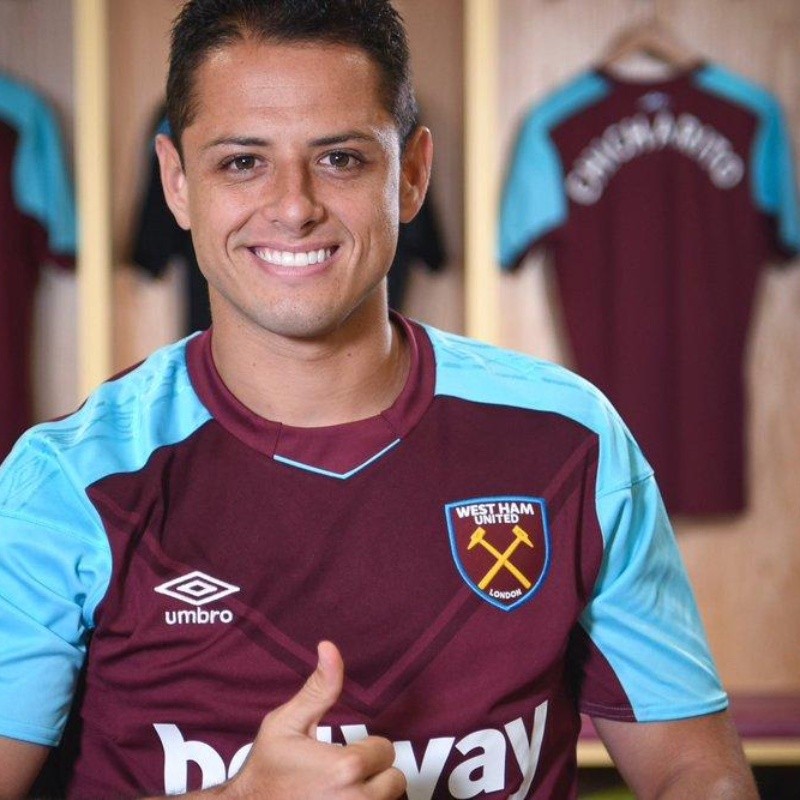 Un referente del Valencia aprueba la contratación de Chicharito Hernández