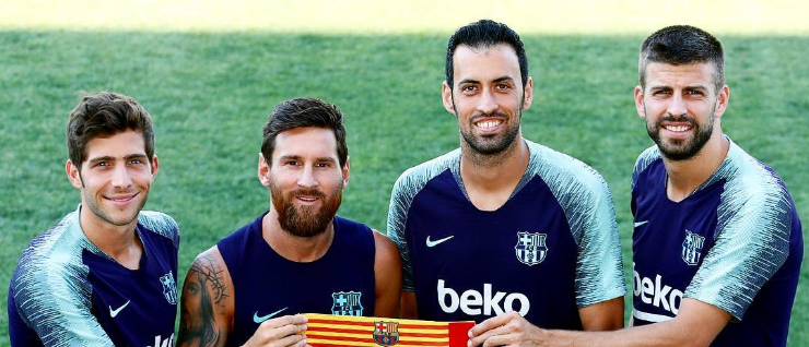 EL PRESENTE. Messi, Busquets, Piqué y Sergi Roberto, los capitanes.