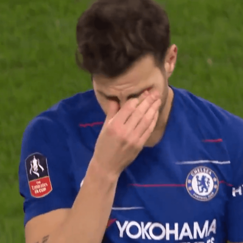 Emoción pura: Fabregas se fue llorando de Stamford Bridge