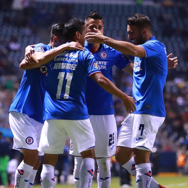 Francotirador de Récord: la verdad sobre las playeras de Cruz Azul