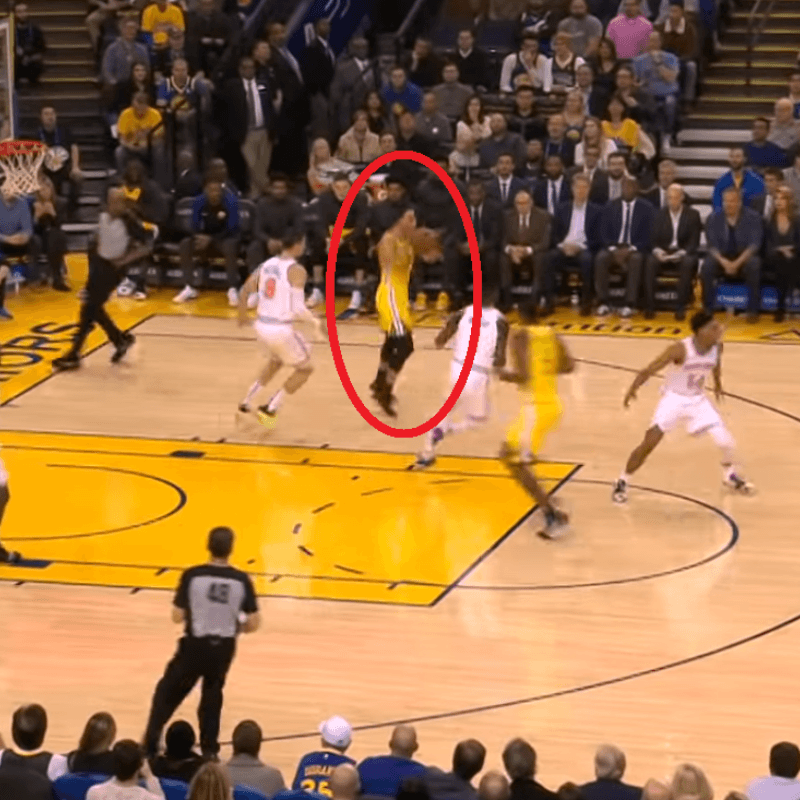 ¡Maestro! Robo y asistencia sin ver de Stephen Curry