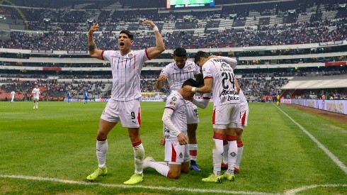 Chivas de Guadalajara celebra en el Estadio Azteca. (Foto: Jam Media)