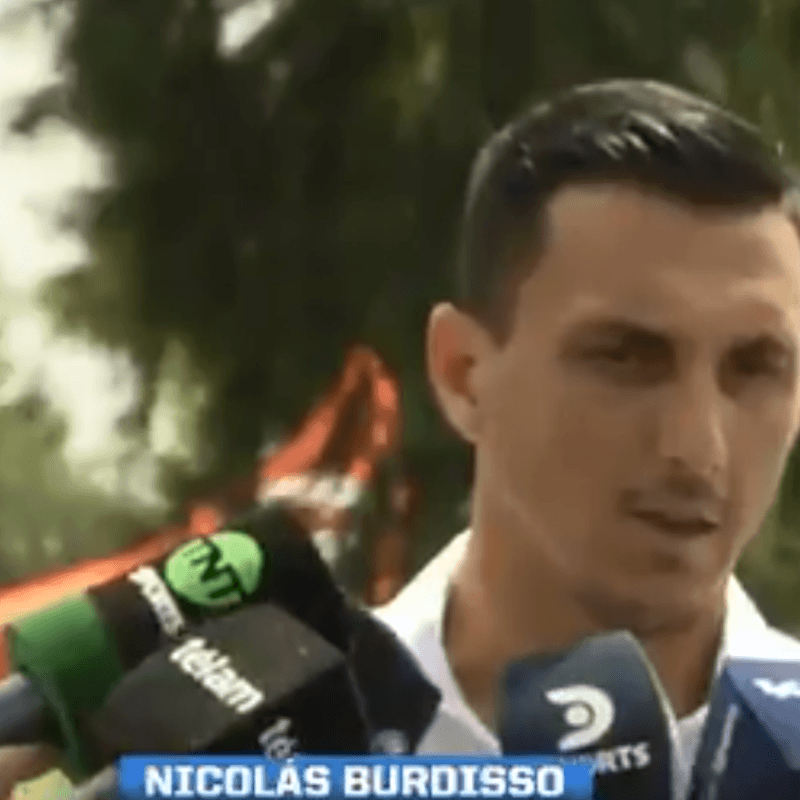 Burdisso habló sobre las posibles salidas de Boca de Nández, Pablo Pérez y Barrios