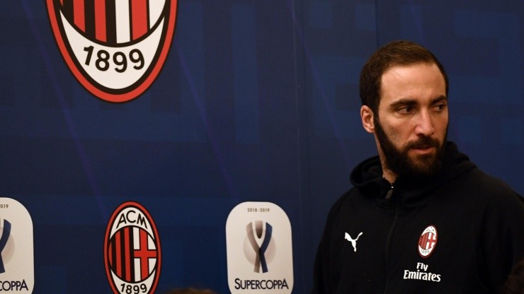 Higuaín no juega ante la Juventus