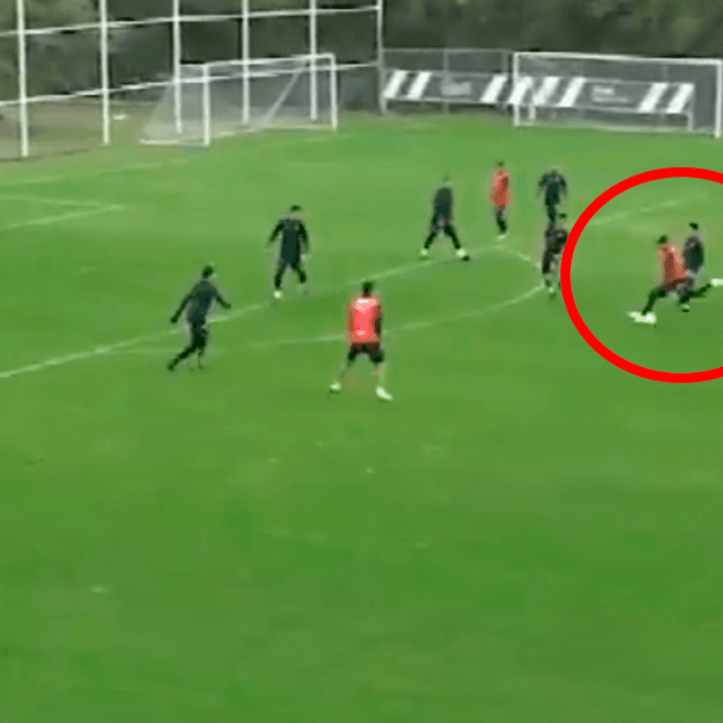 A lo Messi: Maxi Meza se despacha con un golazo en el entrenamiento de Rayados