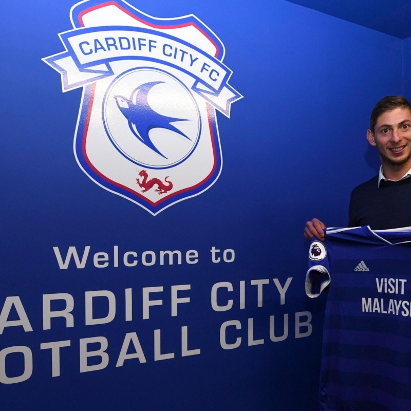 Desapareció el avión que llevaba a Cardiff a Emiliano Sala