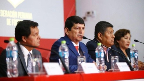 Malas noticias: Lozano confirmó que Conmebol investiga a la FPF