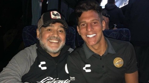Diego Maradona y Gaspar Servio, juntos.