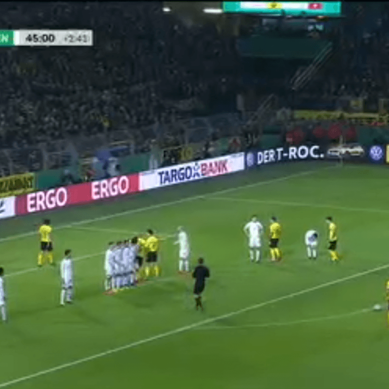 Viva el fútbol, Reus: golazo de tiro libre para Dortmund