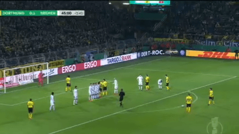 Viva el fútbol, Reus: golazo de tiro libre para Dortmund