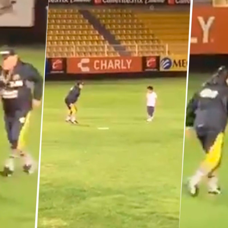 Nos morimos de amor: Maradona jugó con su hijo en la cancha de Dorados