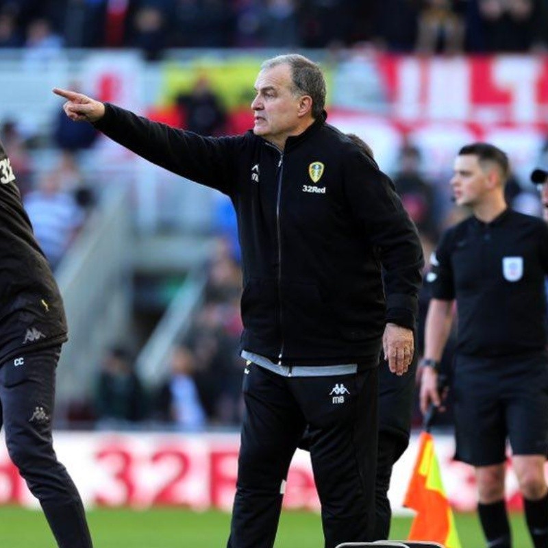 El Leeds de Bielsa rescató un punto en el décimo minuto de adición