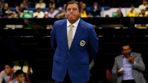 Miguel Herrera registra 20 triunfos en clásicos con el América.