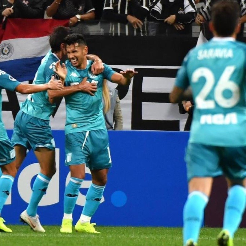 Racing estuvo a 2' de ganar en Brasil pero Corinthians se lo empató sobre la hora