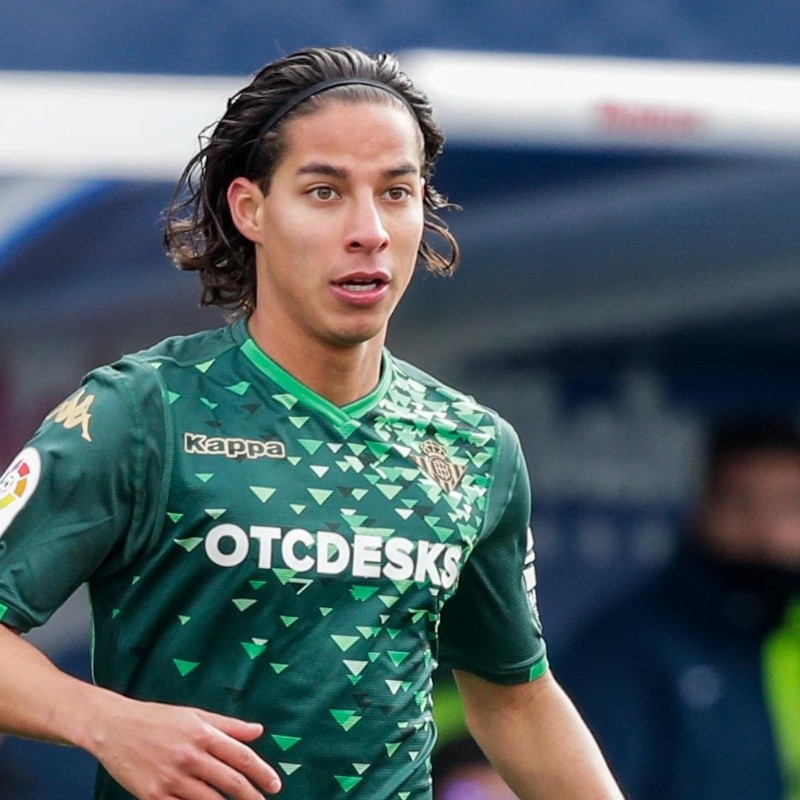 Luego de su gol en la Europa League, Lainez ingresó en un selecto grupo de mexicanos