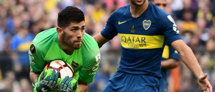 LA FIGURA. Agustín Rossi en la ida de la final de la Libertadores (Foto: Getty).