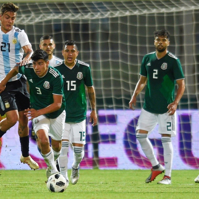 Dybala sorprendió con la camiseta de un equipo de México entre su colección