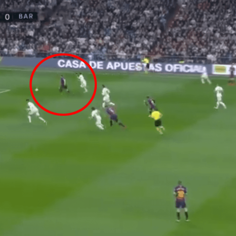 Rakitic durmió a Sergio Ramos, se la picó a Courtois y gol de Barcelona