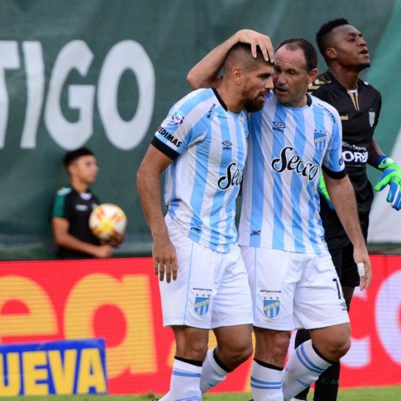 Atlético Tucumán venció a Banfield y volvió a puestos de Libertadores 2020