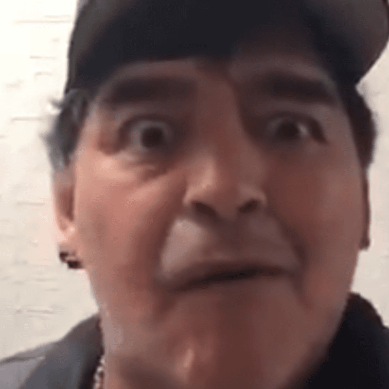 Maradona ya habla "en mexicano"