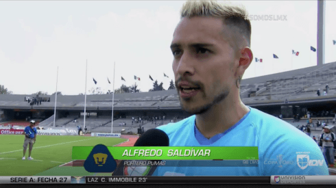 Alfredo Saldívar conversando tras el empate.