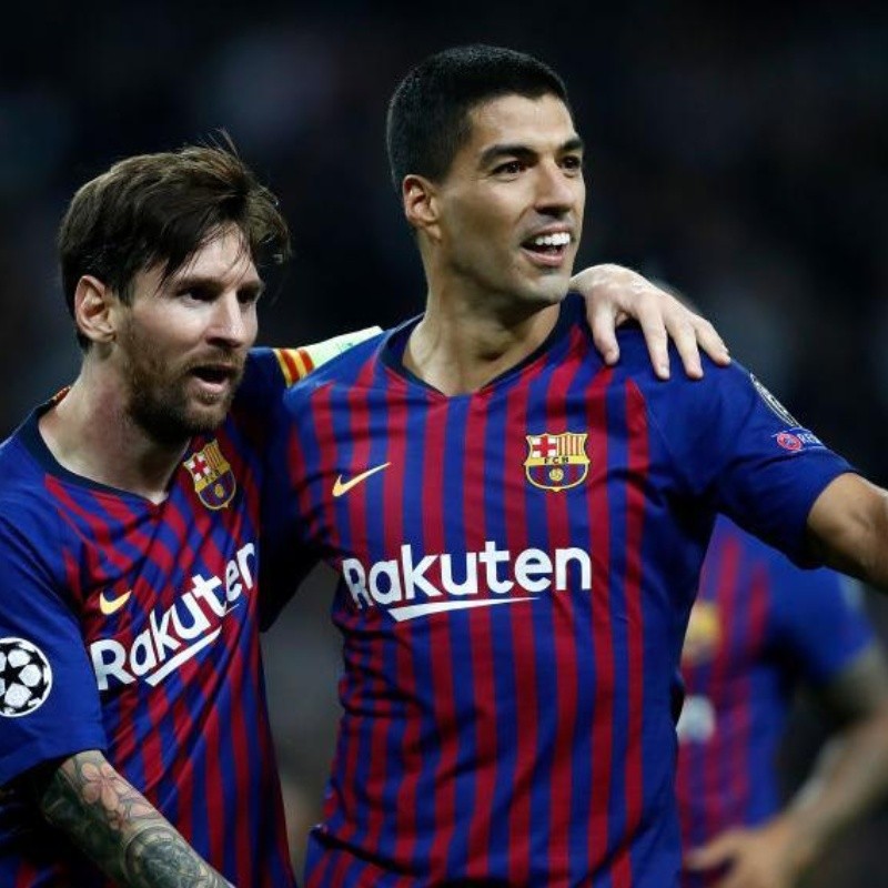 Lujosos para todo: la foto de Messi y Suárez tomando mate vestidos de traje