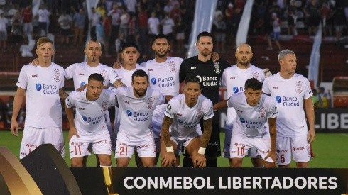 Emelec vs Huracán por la Copa Libertadores.