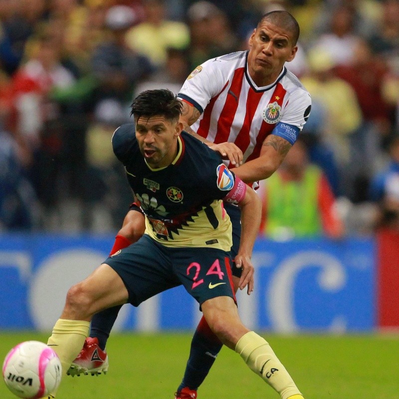 Las historias de Oribe Peralta en pleno Clásico Nacional