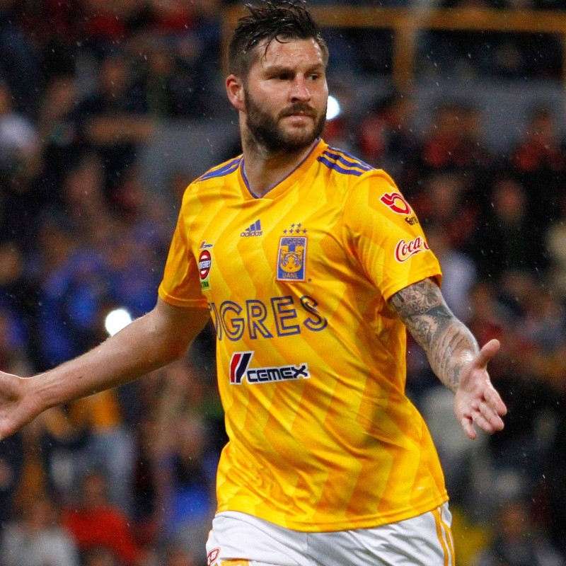 Gignac coqueteó con la vuelta al Marsella