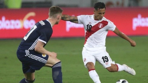 Yoshimar Yotún titular en Perú vs Paraguay