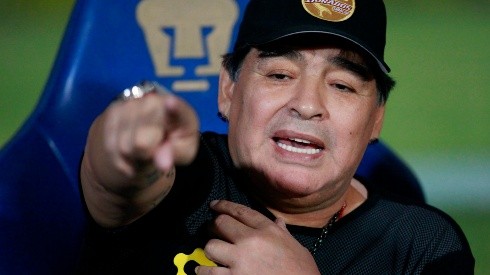 La foto viral que publicó Maradona en Instagram para probar que jugó contra los mejores
