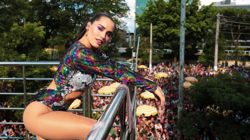 Lali Espósito subió 7 fotos de lo manija que está por el Lollapalooza