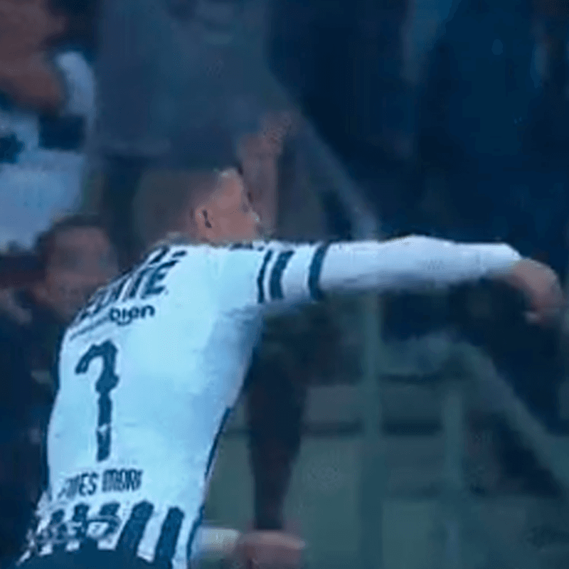 Lo que no viste de la chilena de Avilés Hurtado: La reacción de Funes Mori fue tan buena como el gol