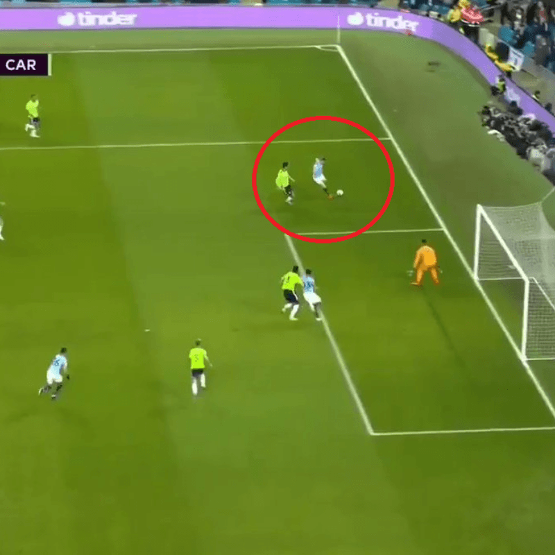 Si quiso hacer eso es un genio: el golazo sin ángulo de De Bruyne con el City