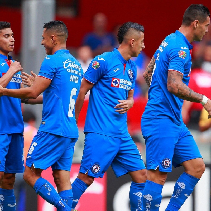 Cruz Azul aplastó a Querétaro y sigue en plena levantada