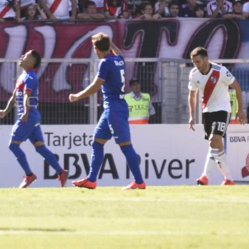 Tigre dio el golpe en el Monumental ante un River alternativo, pero no le alcanzó y se fue a la B