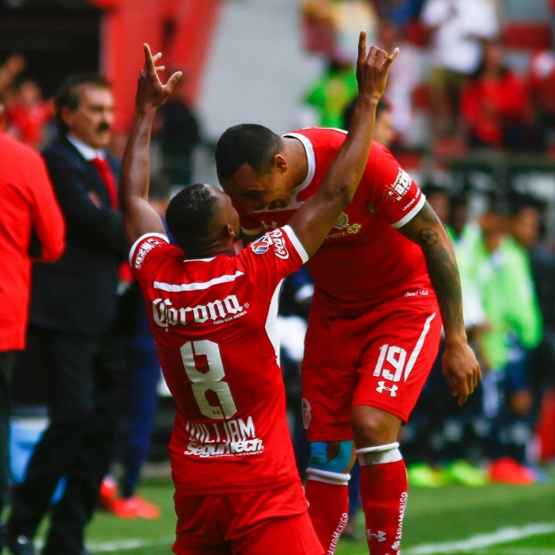 Toluca dio el gran golpe y masacró a goles a Rayados