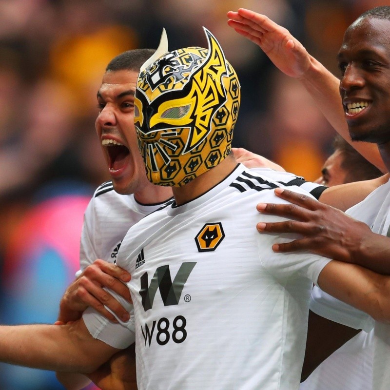 El capitán del Watford se burló de la máscara de Raúl Jiménez