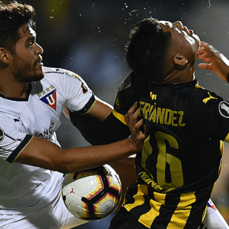 La mística de Peñarol alcanzó para doblegar a Liga de Quito