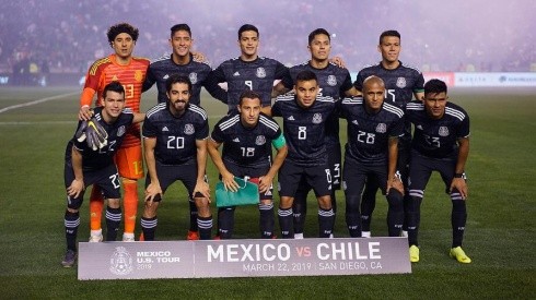 Equipo titular de México ante Chile.