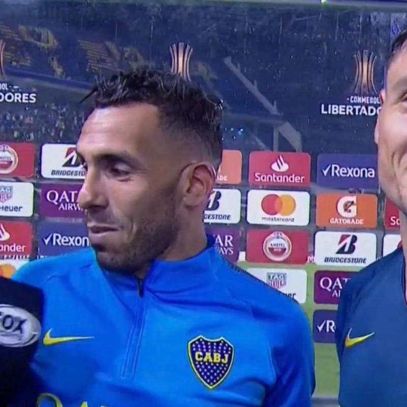 Buena onda: el reclamo entre risas que le hizo Nández a Tevez en vivo